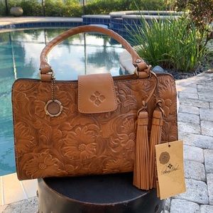 Patricia Nash Biscuit Tooled  Rienzo Leather